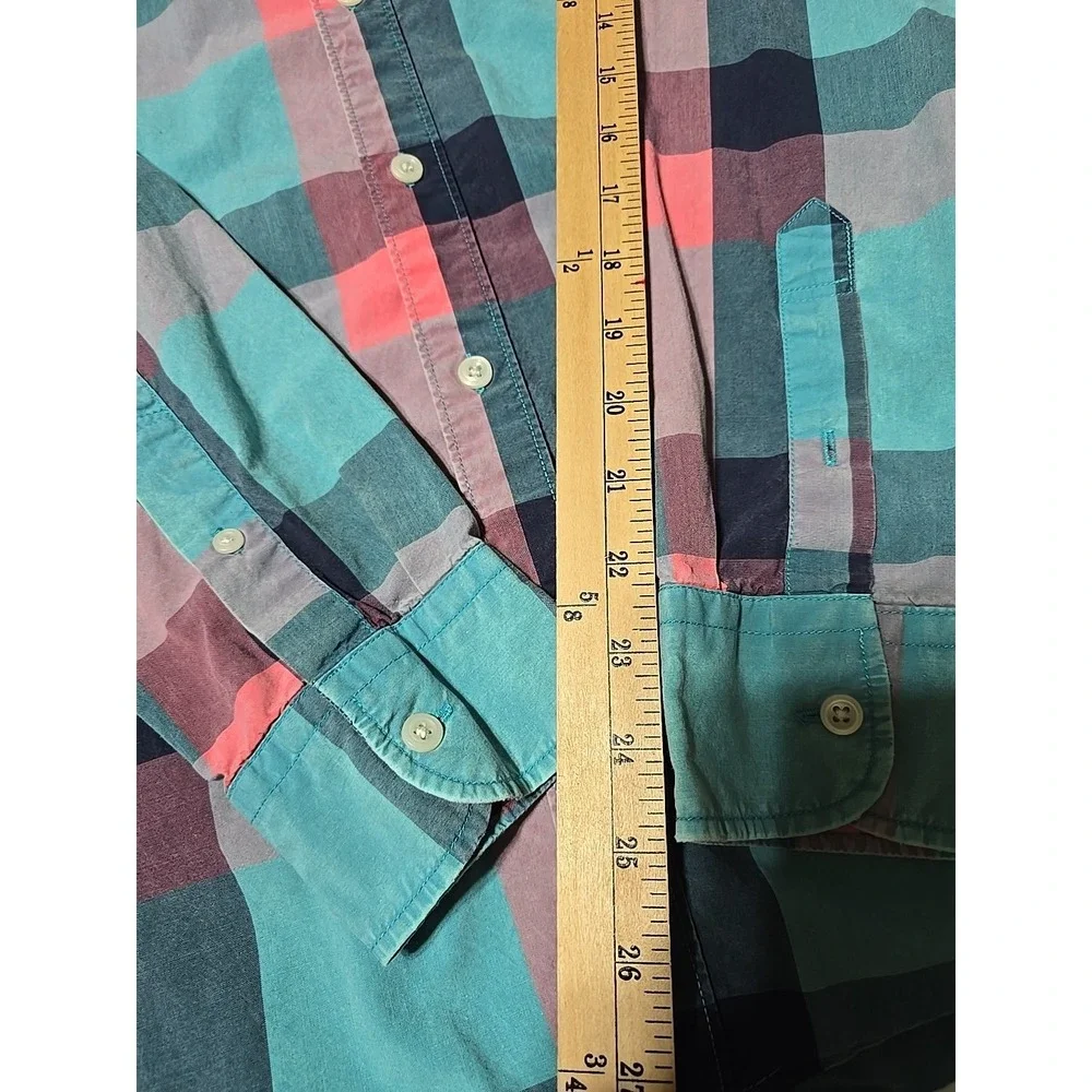 American‎ Eagle Large  Button-Down Long Sleeve Casual Shirt Pink Blue Plaid